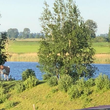 Hennstedt  Ferienwohnung Eiderblick מראה חיצוני תמונה